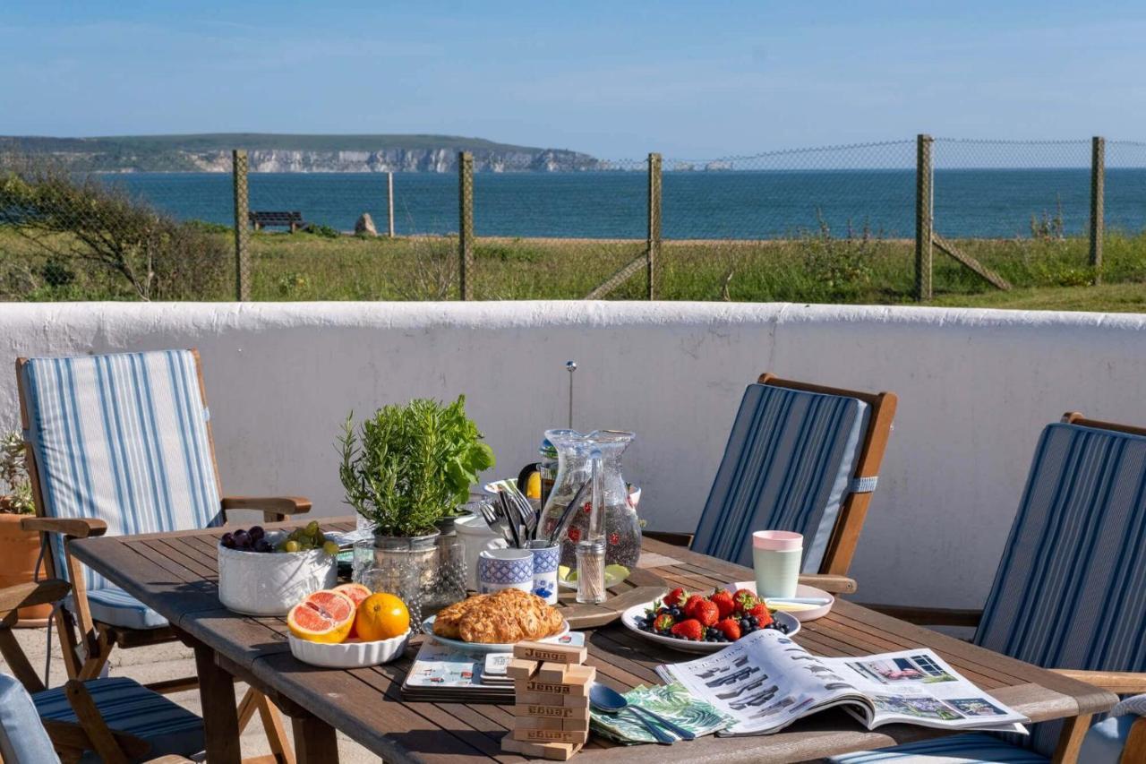 Villa Needles Point à Milford on Sea Extérieur photo