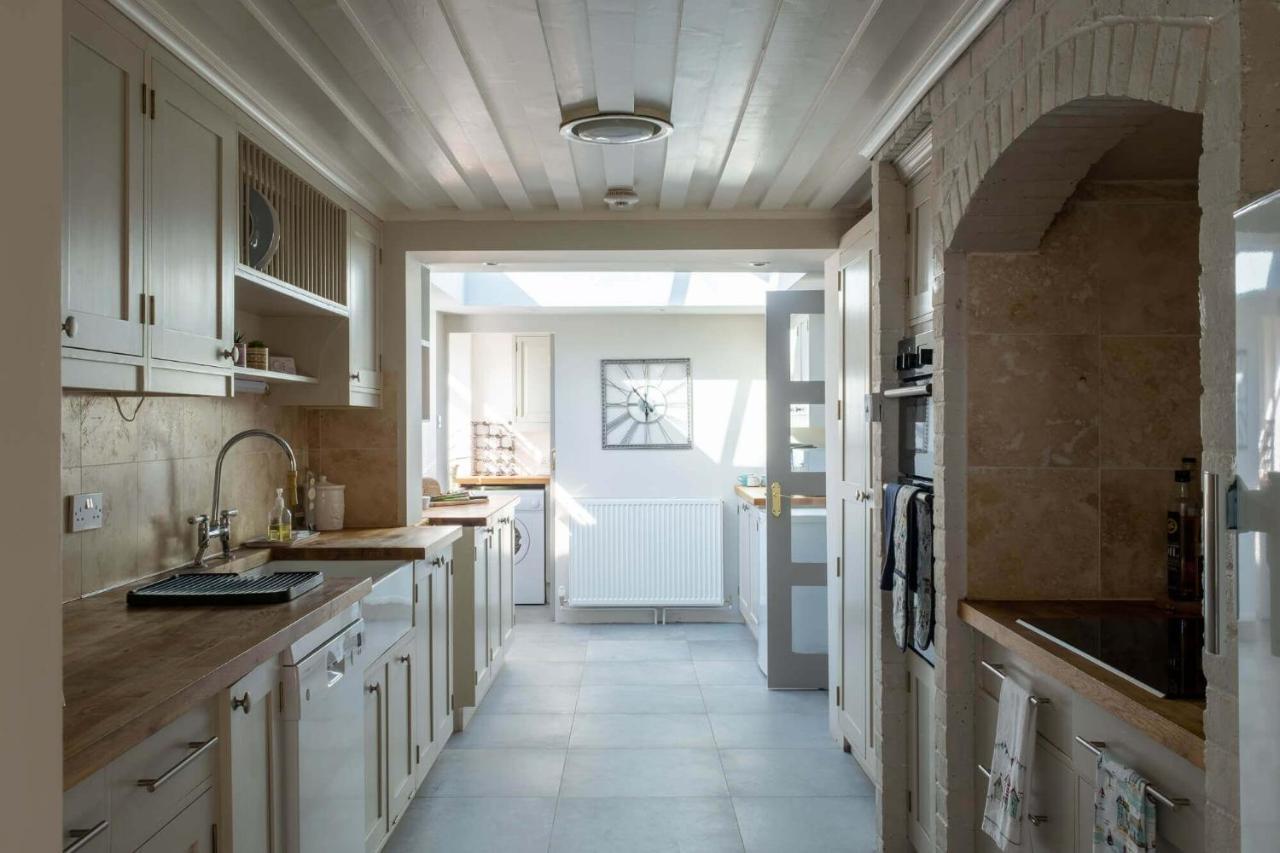 Villa Needles Point à Milford on Sea Extérieur photo