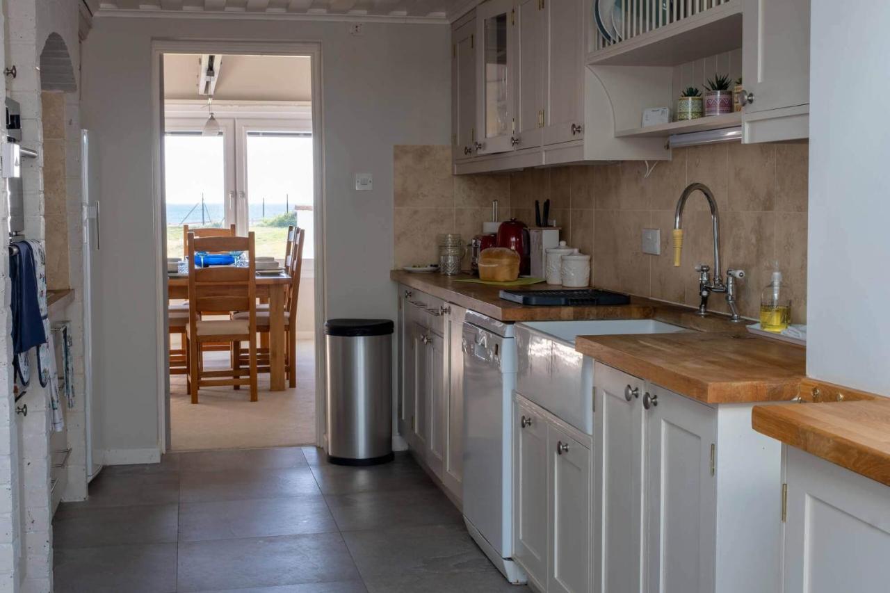 Villa Needles Point à Milford on Sea Extérieur photo